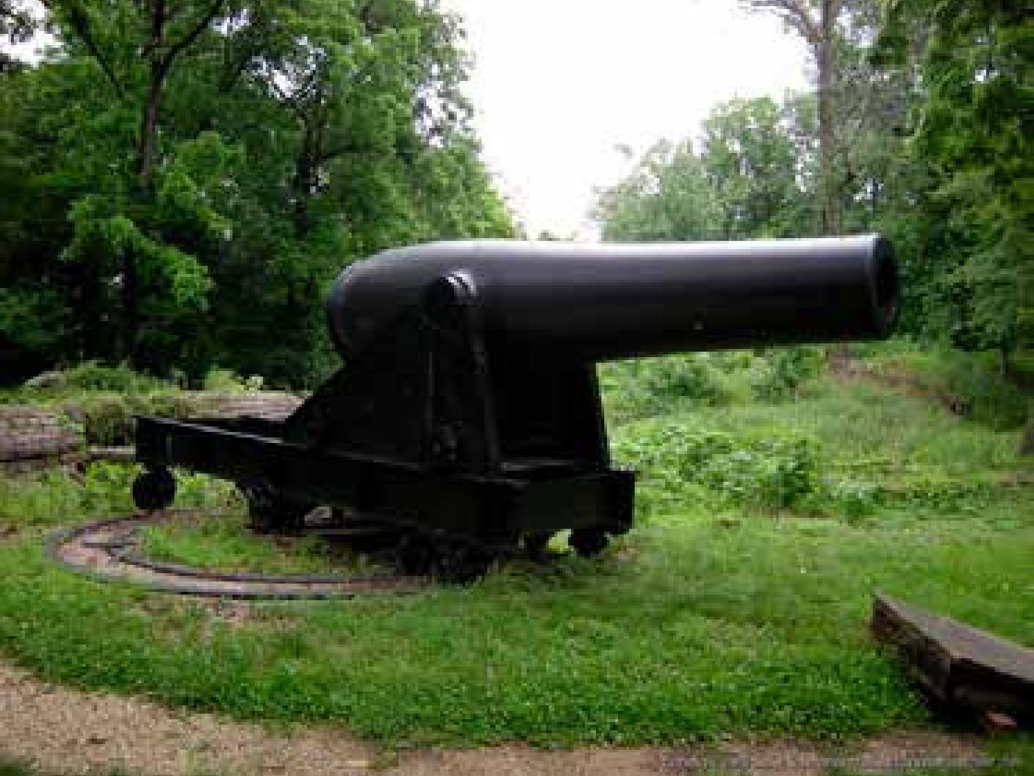 A photo of an artillery piece called the "Rodman gun"